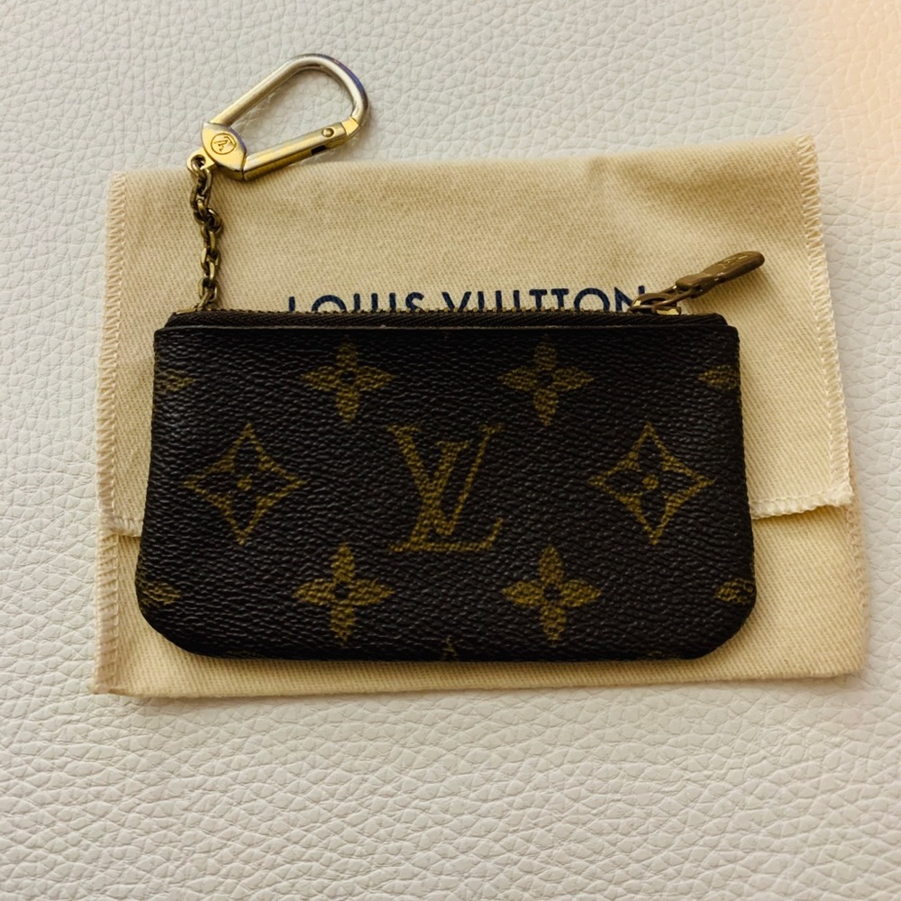 ❌SOLD❌100% Authentic❤️Louis Vuitton Key Pouch